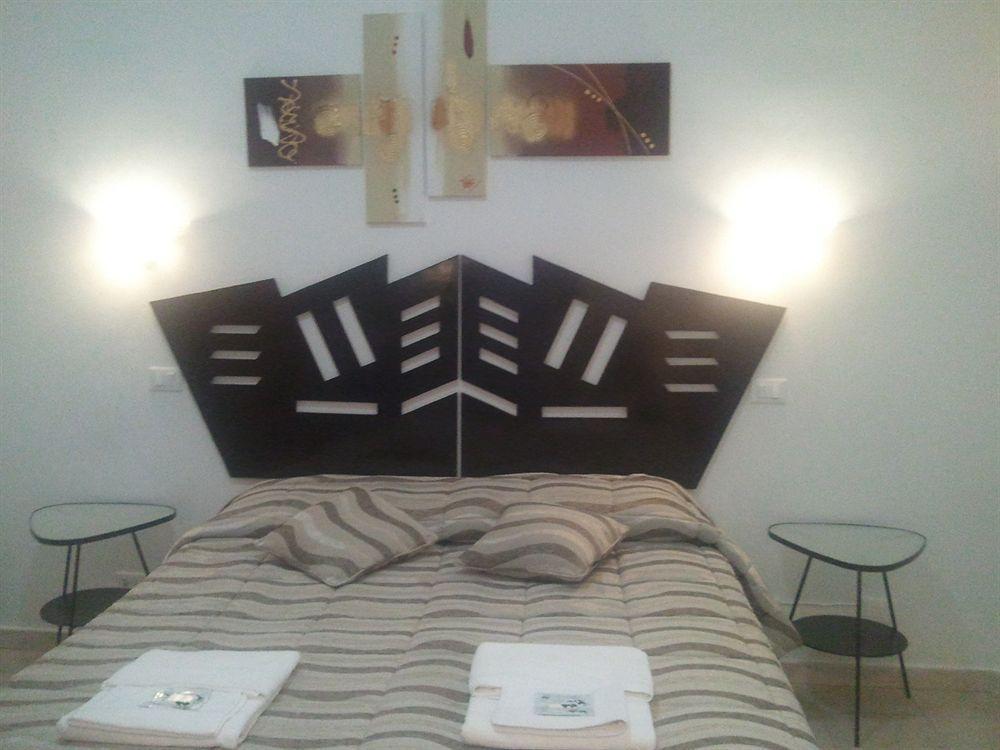 Oasi Guest House โรม ภายนอก รูปภาพ