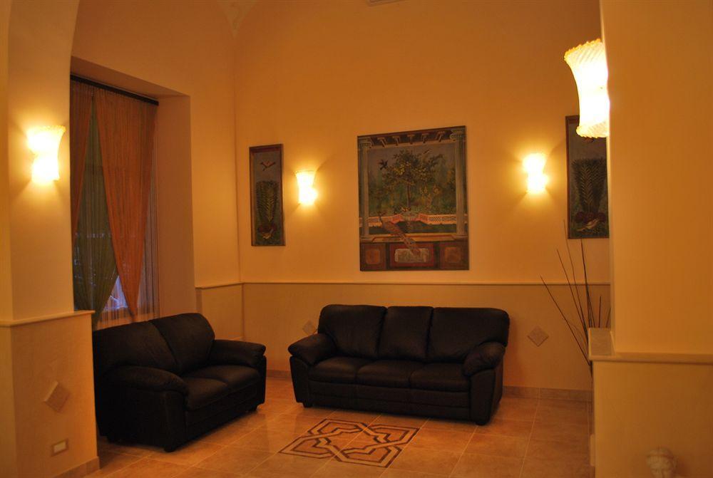 Oasi Guest House โรม ภายนอก รูปภาพ